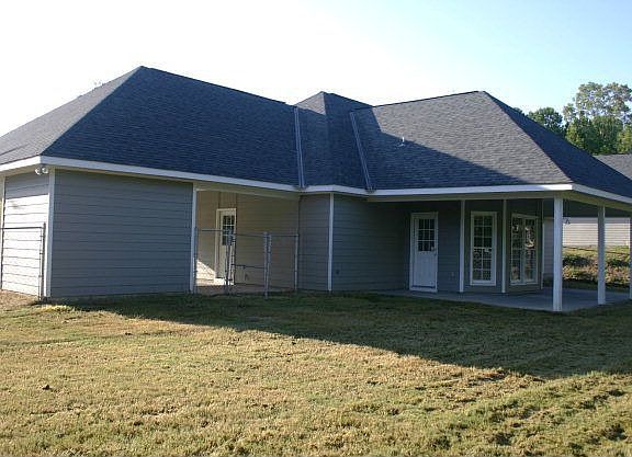 3rd image of 369 Lee Road 2110