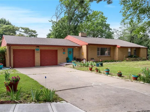 1111 W 86th Ter, Kansas City, MO 64114