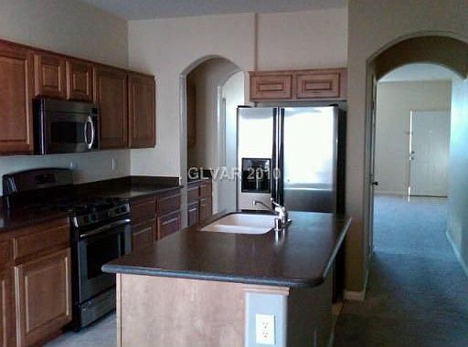 5th image of 3913 Yellow Mandarin Ave
