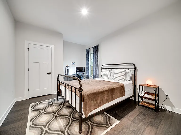 Mother-in law suit with attached bathroom