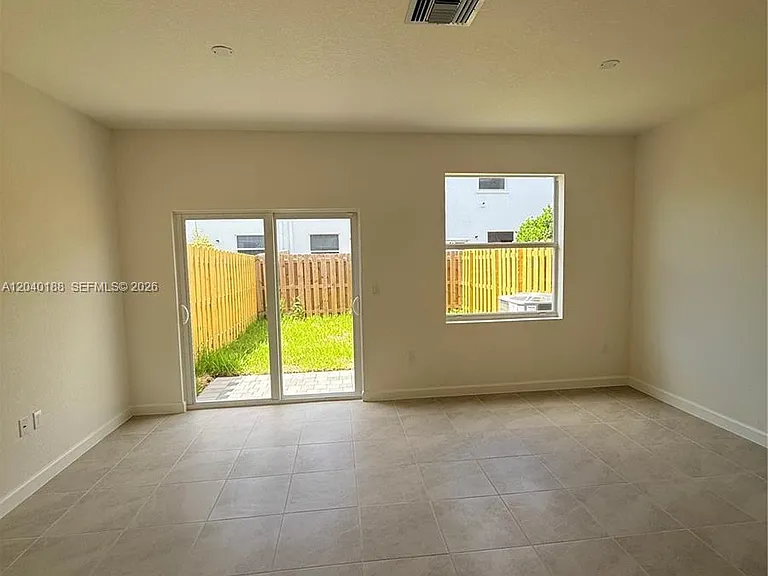 17950 SW 357th Ter — Photo 10