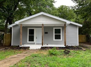 1127 N Forest Ave, Springfield, MO 65802