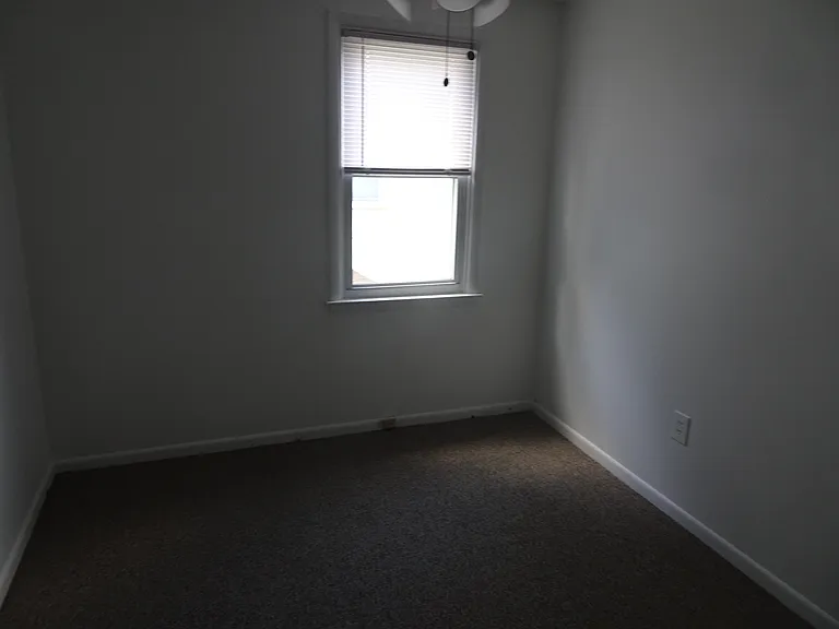 205 E Montgomery Ave #B — Photo 7