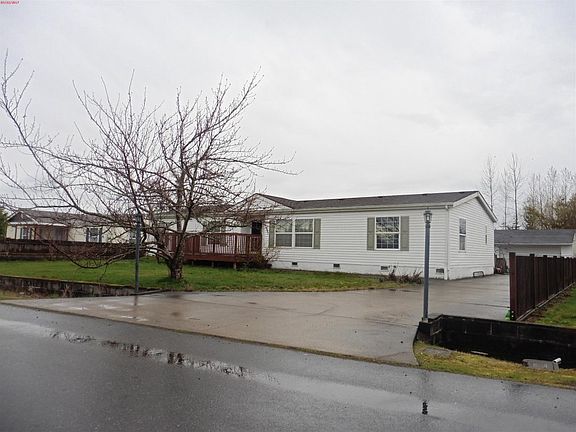 3rd image of 11321 246th Avenue Ct E