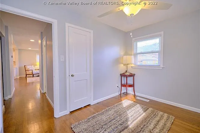 5511 Staunton Ave SE — Photo 9