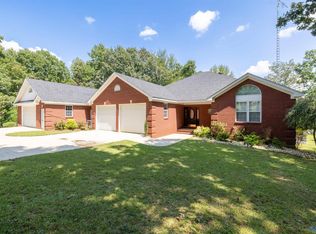 2000 Buttahatchee Dr, Hamilton, AL 35570