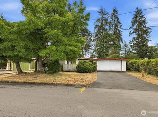 15427 SE 9th St, Bellevue, WA 98007