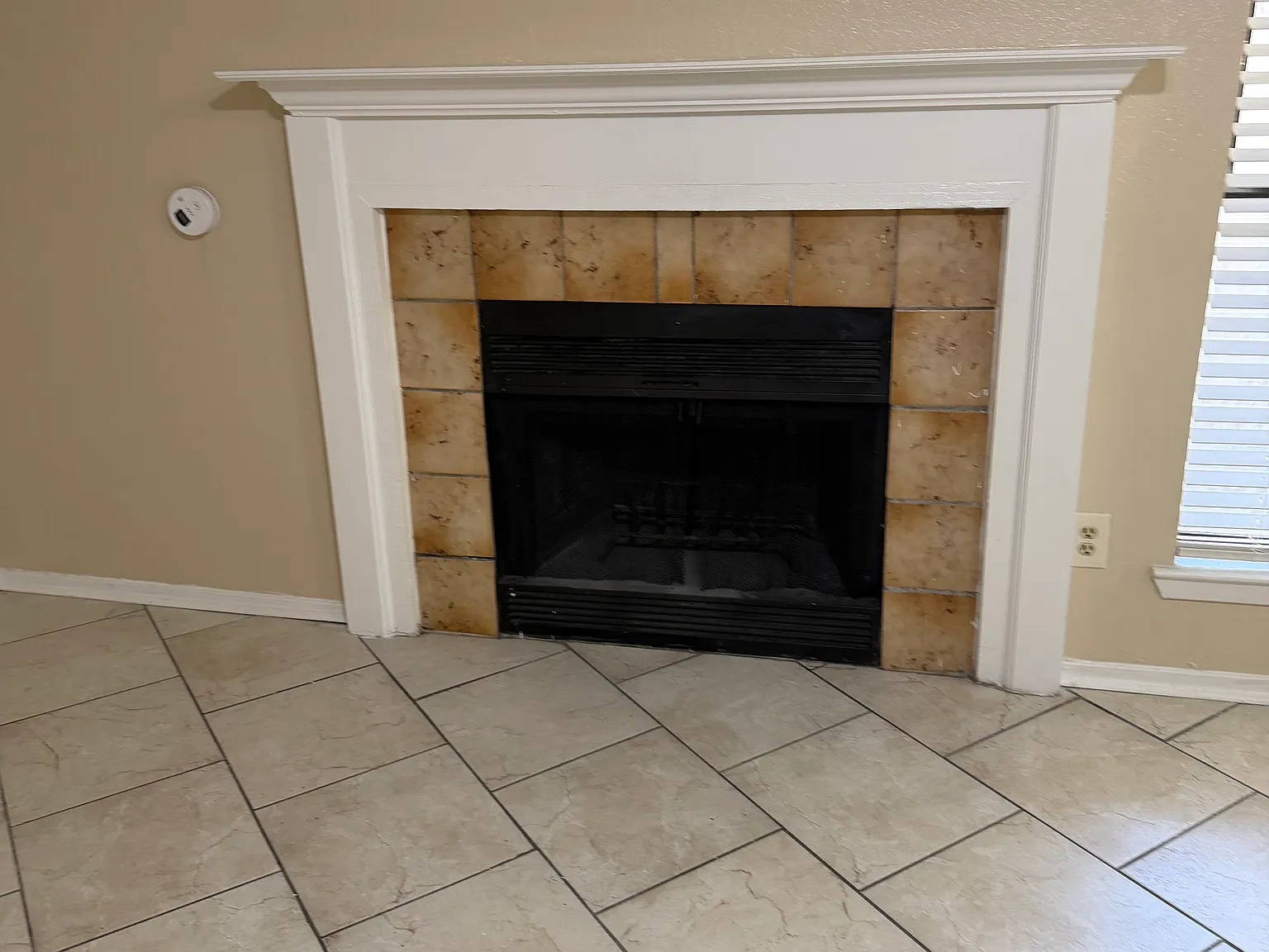 1608 Pecan Chase Cir — Photo 3