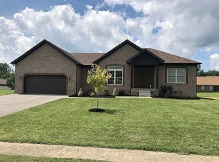 216 Sage Dr, Smiths Grove, KY 42171