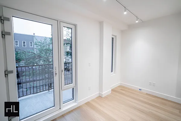 Rented by Highline Residential | media 23