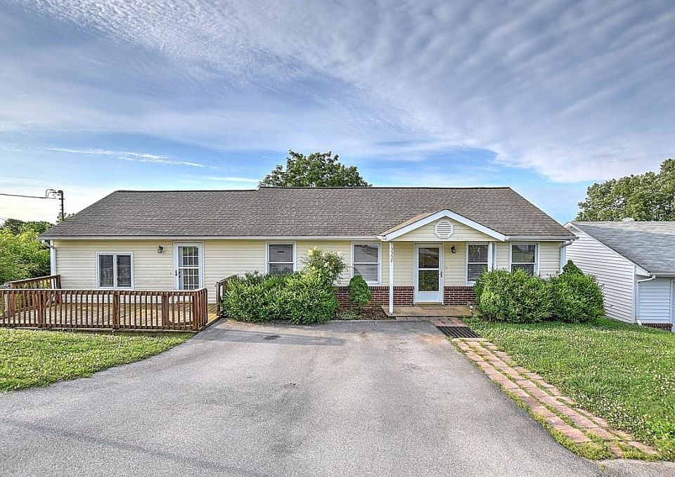 1st image of 3357 Lightwood St
