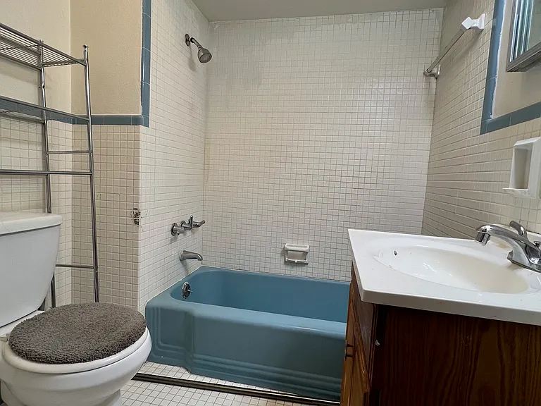 108 S 89th St #108 — Photo 6