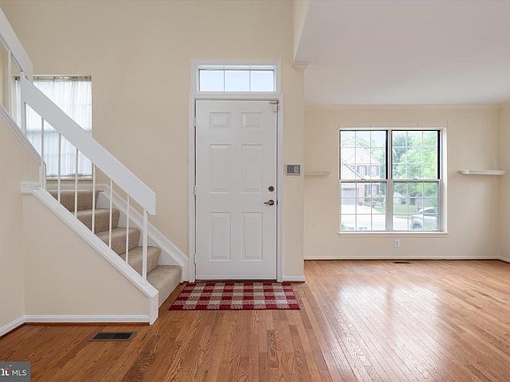 4th image of 7912 Kara Ct