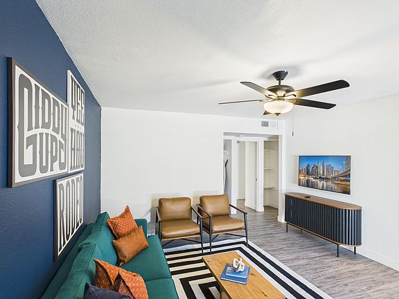 4th image of 4625 N 73rd St #1001
