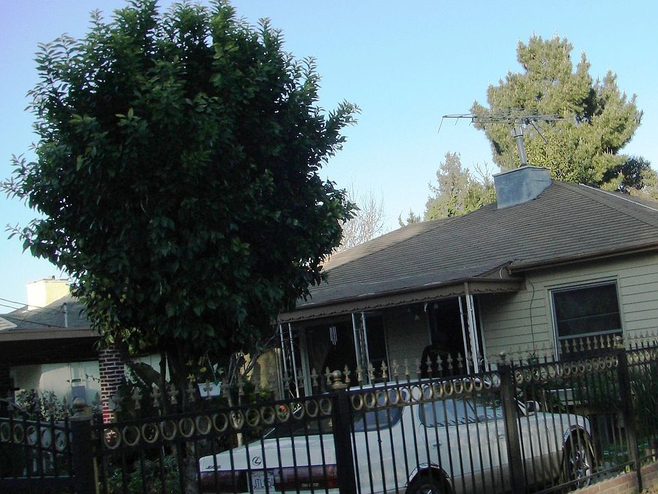 1st image of 1926 Pulgas Ave