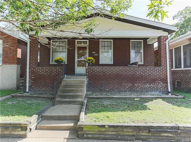 1st image of 3990 Tholozan Ave