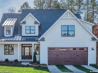 8 Wingfield Dr, Goode, VA 24556