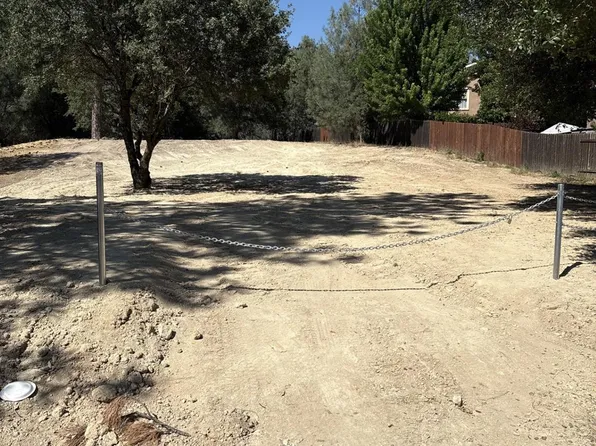 3 Pearl Pl, Diamond Springs, CA 95619