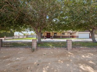 3892 Camelot Blvd, Mojave, CA 93501