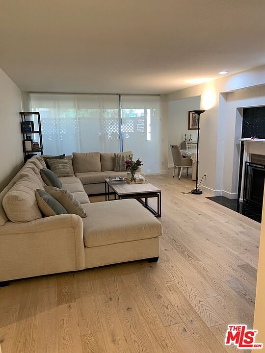 1st image of 850 S Shenandoah St APT 103