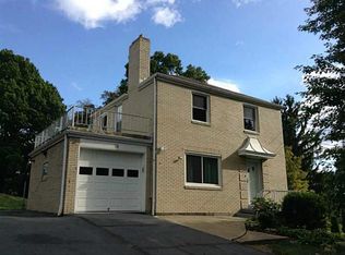 16 Elco Dr, Coraopolis, PA 15108