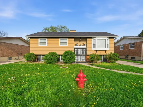 15637 Avalon Ave, South Holland, IL 60473