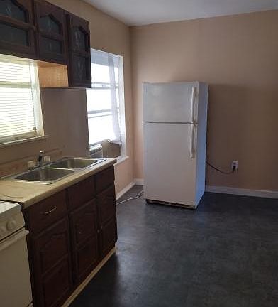 4th image of 1012 E Johnston Ave APT 2