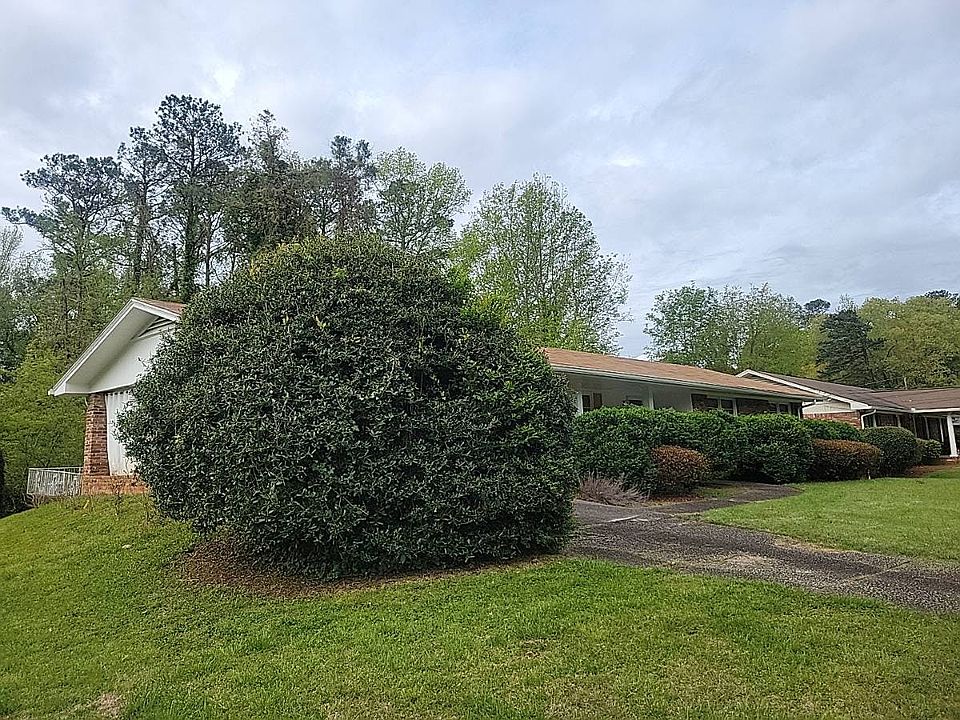 2nd image of 2458 Meadow Lark Dr