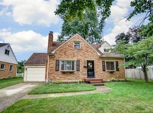 4005 Maricarr Dr, Dayton, OH 45429