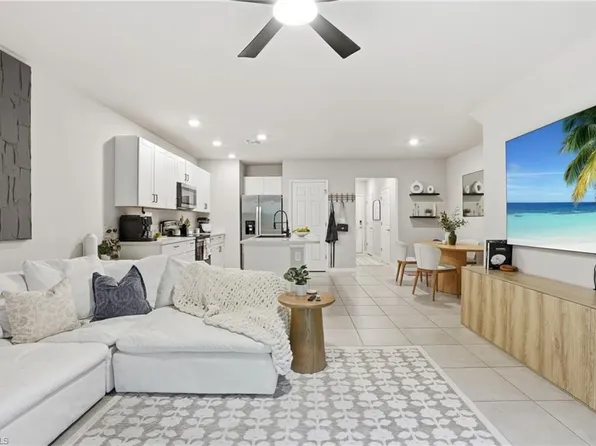 15453 Wildflower CIR, NAPLES, FL 34119