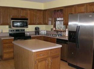 7924 Preston Hill Ct, Mentor, OH