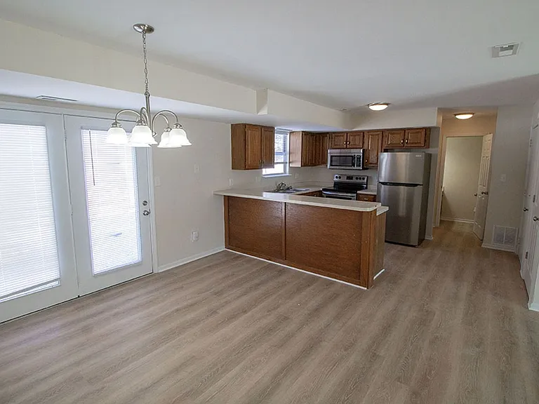 3612 Hermitage Rd — Photo 6