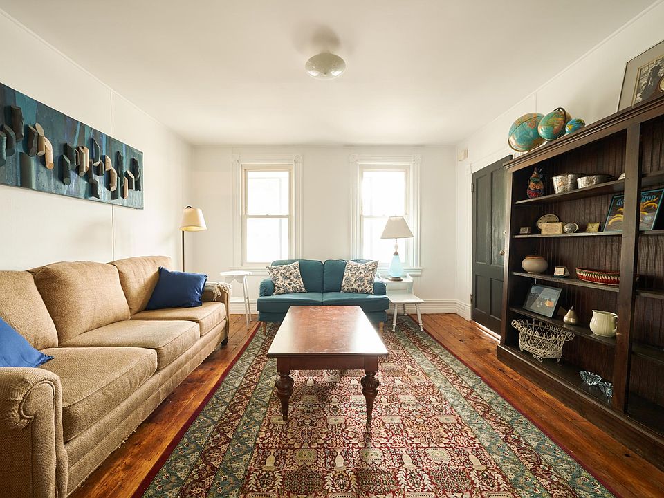a look at the living room from the other angle