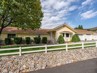 2490 Piping Rock Cir, Reno, NV, 89502