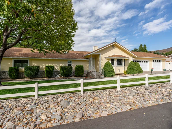 2490 Piping Rock Cir, Reno, NV 89502