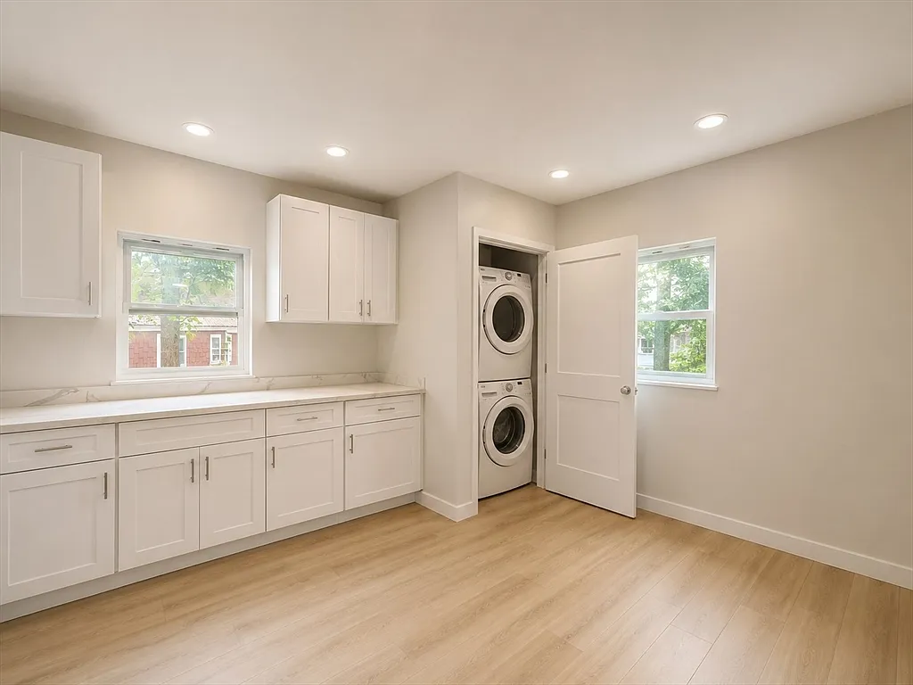 5 bed, 4.0 bath, 1800 sqft, $5,000 — Photo 2