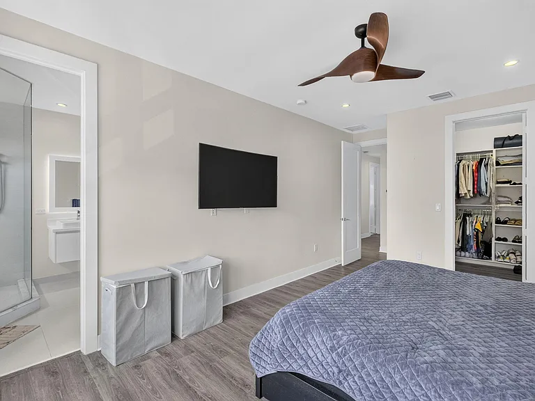 6461 NW 103rd Psge — Photo 35