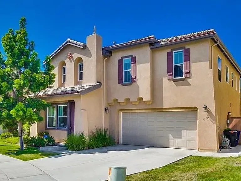 1510 Circulo Brindisi — Photo 4