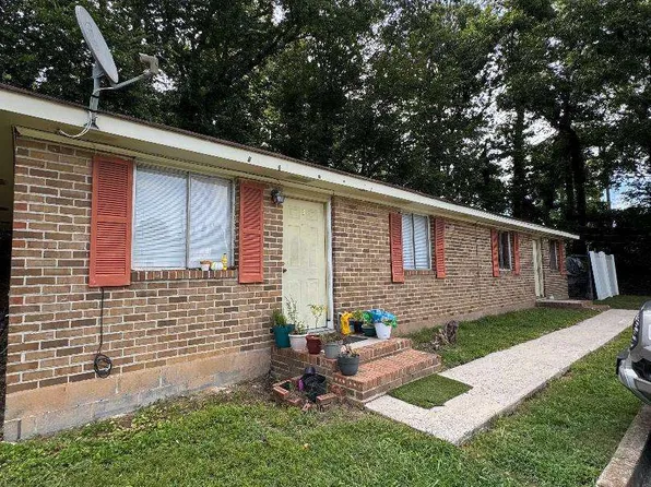 912 W Crawford St, Dalton, GA 30720