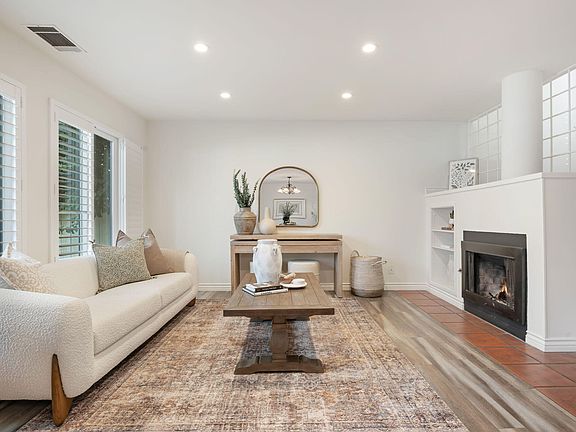 4th image of 711 W Ortega St APT 7