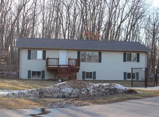E12414 Wildwood Rd, Baraboo, WI 53913
