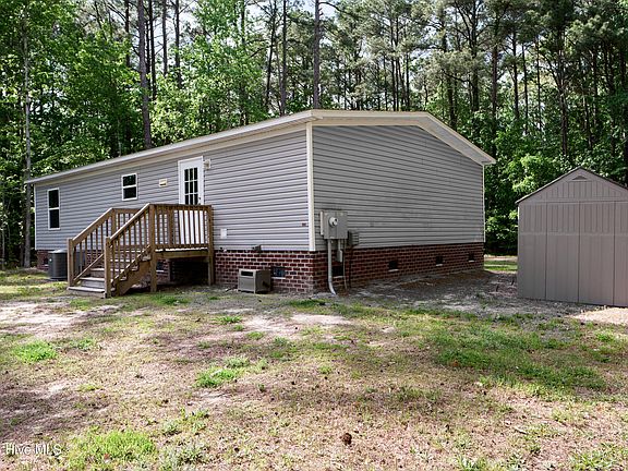 4th image of 123 Seabreeze Road