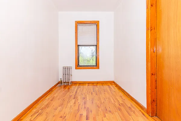 Rented by MySpaceNYC | media 7