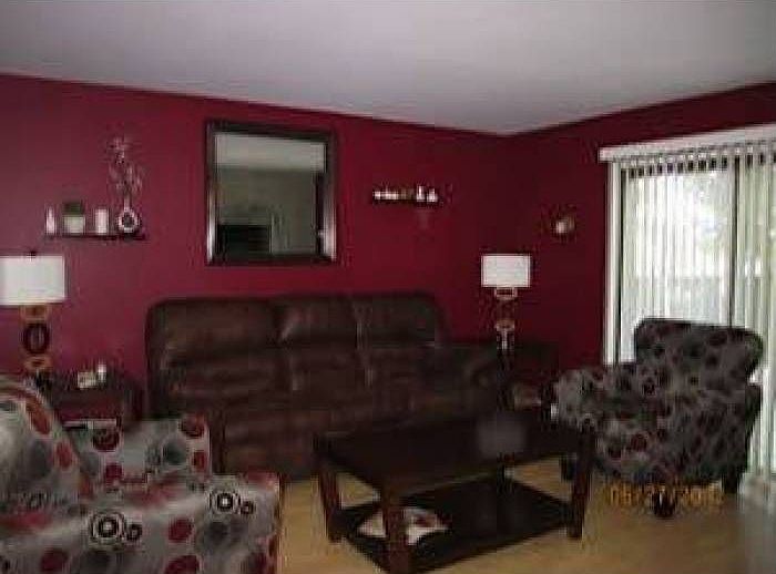 Living Room - Main