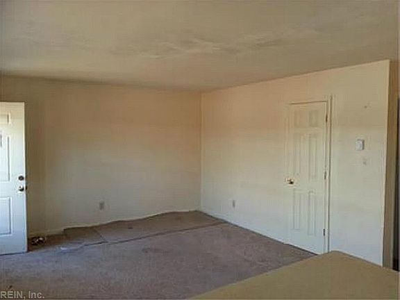 3rd image of 1704 Bourbon Ave #A