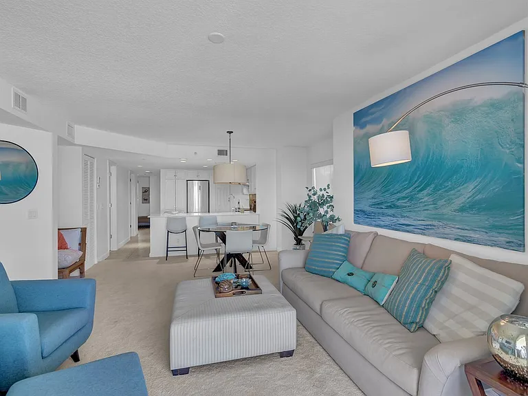 2700 Ocean Dr #300 — Photo 6