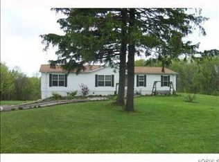 10326 Auburn Rd, Chardon, OH 44024