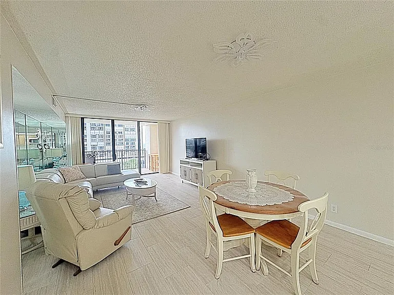 1460 Gulf Blvd #411 — Photo 17