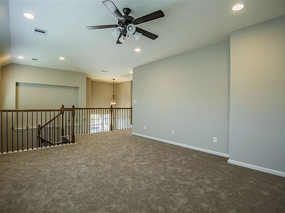 2nd image of 251 Capriccio Ln