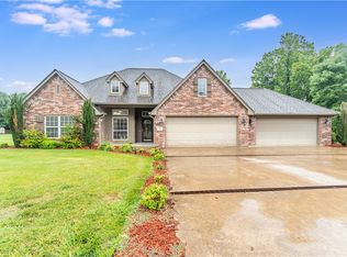 63 Magrath Dr, Bella vista, AR 72715